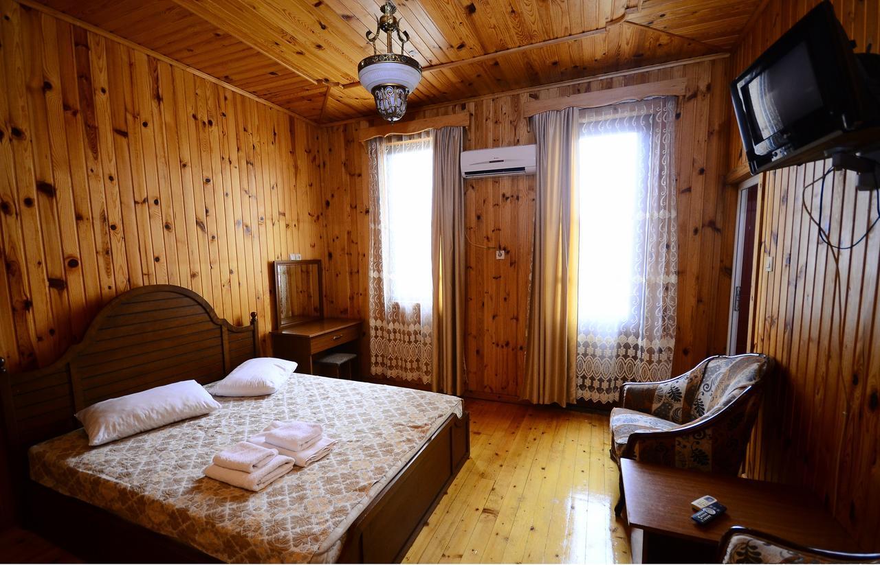 Zebo Hotell Batumi Exteriör bild