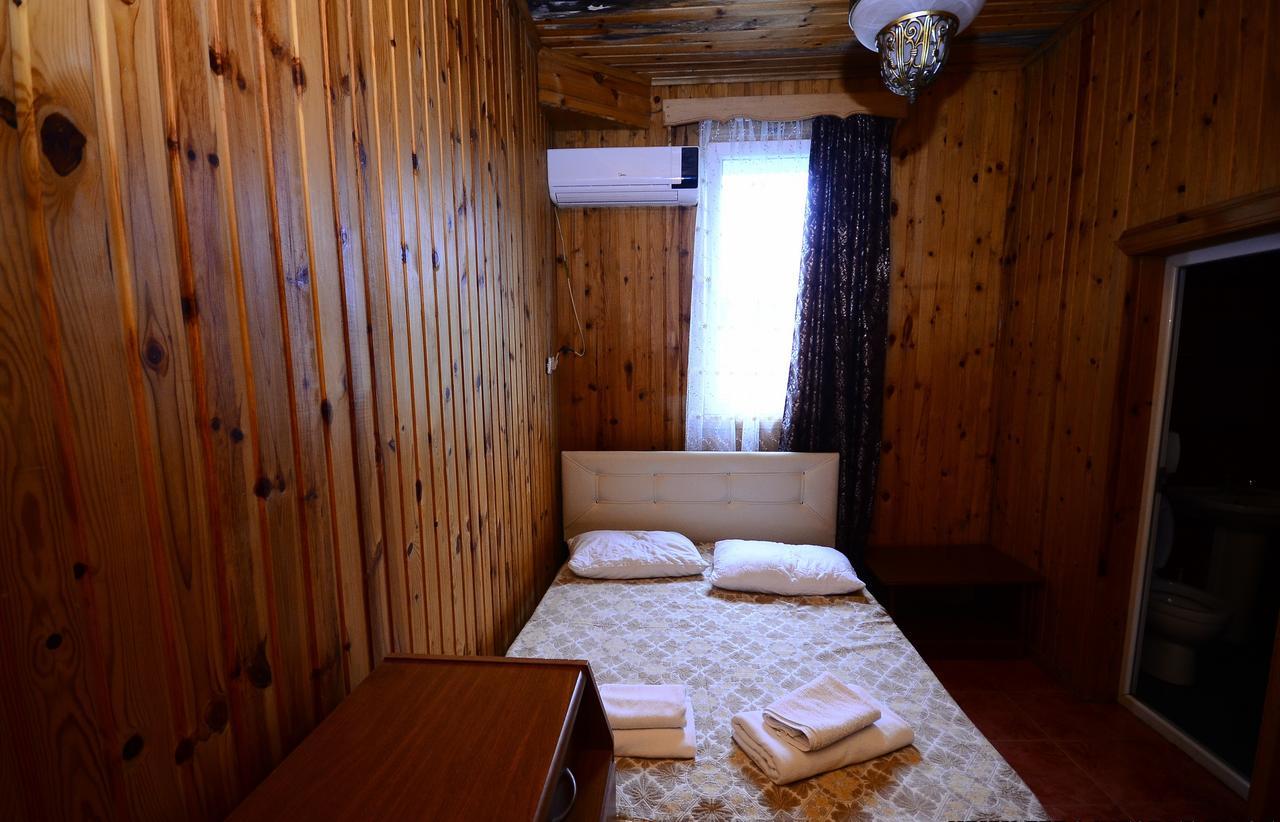 Zebo Hotell Batumi Exteriör bild